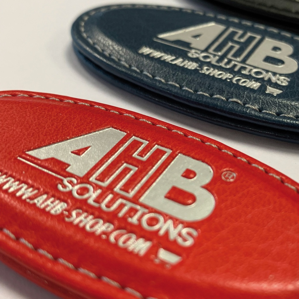 Porte-clés en cuir avec marquage en relief