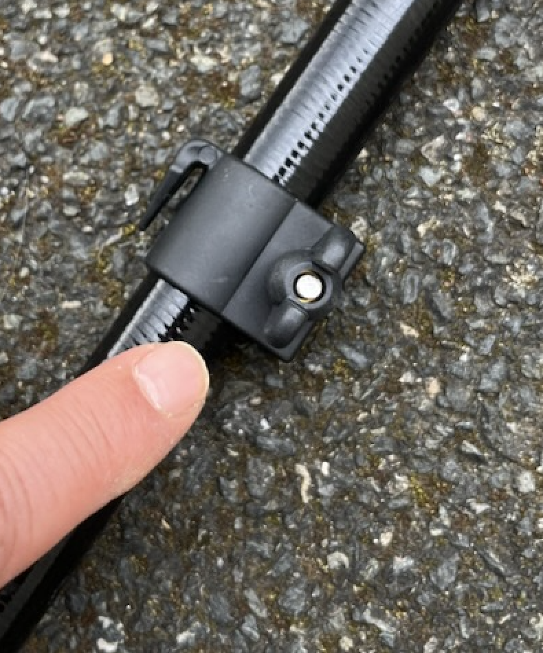 Mât en carbone de 4,60m avec pied Auto-Cal "Easy Base"