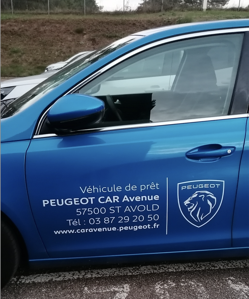 Uitgesneden letters voor de carrosserie 100 x 35 cm