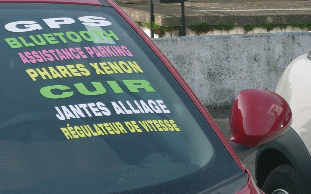 Slogans à la découpe