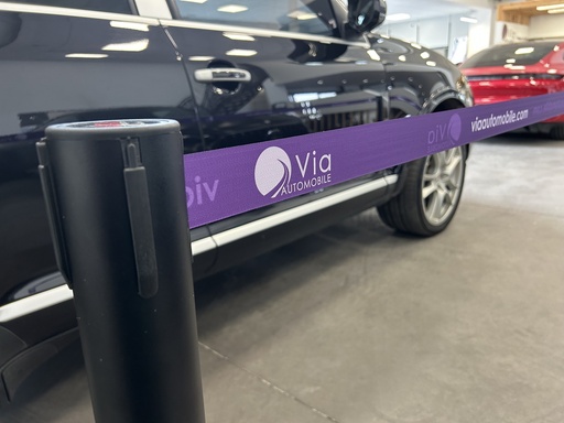 Paal met gepersonaliseerde afzetband van 5 meter