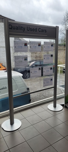 [712130160MW] Présentoir pour 12 véhicules