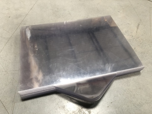 [714001070OUT] Pochettes en Polycarbonate pour vitre latérale